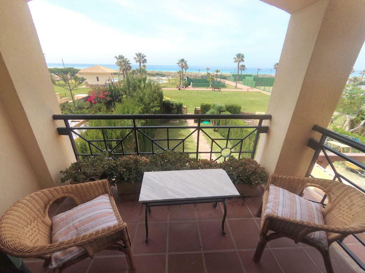 Casa En Primera Linea De Playa ساهارا ذي لوس أتونِس المظهر الخارجي الصورة